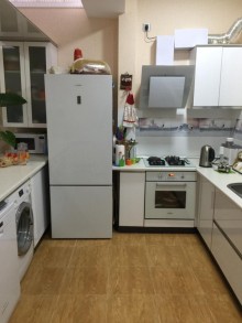 Satılır Yeni Tikili, Yasamal.r, Yeni Yasamal, İnşaatçılar.m-7