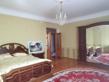 Satılır Həyət evi, Binəqədi.r, 8-ci mikrorayon, Azadlıq.m-13