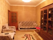 Satılır Köhnə Tikili, Xətai.r, Əhmədli, Həzi Aslanov.m-9