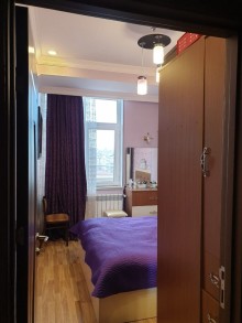 Satılır Yeni Tikili, Binəqədi.r, 8-ci mikrorayon, Azadlıq.m-12