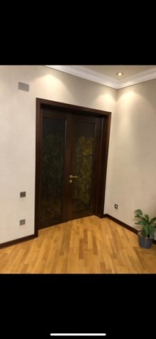Satılır Yeni Tikili, Nərimanov.r-11