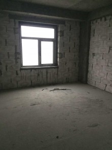 Satılır Yeni Tikili, Xətai.r-4