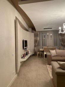 Satılır Yeni Tikili, Xətai.r-3