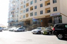 Satılır Yeni Tikili, Binəqədi.r, 9-cu mikrorayon, Memar Əcəmi.m-16