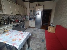 Satılır Yeni Tikili, Xətai.r, Həzi Aslanov.m-8