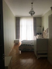 Satılır Yeni Tikili, Yasamal.r, Elmlər Akademiyası.m-16