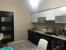 Satılır Yeni Tikili, Yasamal.r, Elmlər Akademiyası.m-17