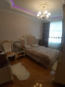 Satılır Yeni Tikili, Binəqədi.r, 9-cu mikrorayon, Nəsimi.m-4