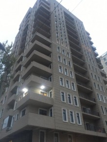 Satılır Yeni Tikili, Nəsimi.r, 28 May.m-1