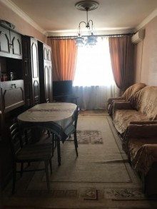 Satılır Köhnə Tikili, Xətai.r, Həzi Aslanov.m-3