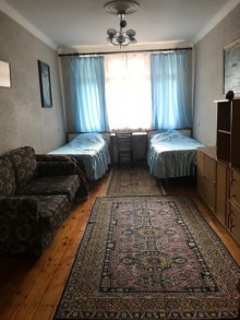 Satılır Köhnə Tikili, Xətai.r, Həzi Aslanov.m-6