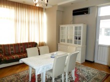 Kirayə (Aylıq) Yeni Tikili, Yasamal.r, Elmlər Akademiyası.m-3