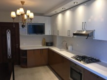 Satılır Köhnə Tikili, Səbail.r, Badamdar-15