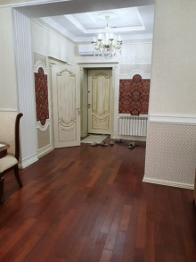 Satılır Yeni Tikili, Xətai.r, Xətai.m-18