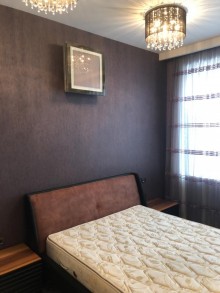 Satılır Yeni Tikili, Yasamal.r, Elmlər Akademiyası.m-16