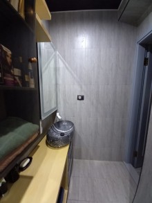 Satılır Yeni Tikili, Yasamal.r, Elmlər Akademiyası.m-7