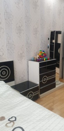 Satılır Yeni Tikili, Binəqədi.r, 9-cu mikrorayon, Nəsimi.m-3