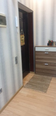 Satılır Yeni Tikili, Binəqədi.r, 9-cu mikrorayon, Nəsimi.m-4