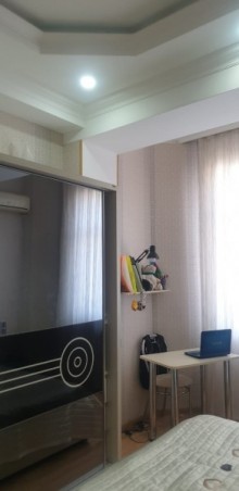 Satılır Yeni Tikili, Binəqədi.r, 9-cu mikrorayon, Nəsimi.m-7
