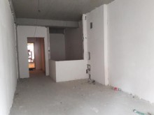 Satılır Yeni Tikili, Səbail.r, İçərişəhər.m-4