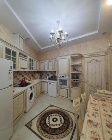 Satılır Yeni Tikili, Yasamal.r, Elmlər Akademiyası.m-6