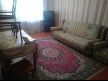 Satılır Köhnə Tikili, Xətai.r, Əhmədli, Əhmədli.m-1