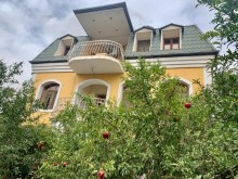 hazi aslanovda heyet evi elanlari, -1
