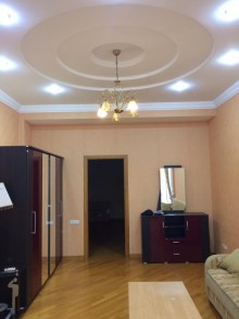 Satılır Yeni Tikili, Səbail.r, Sahil.m-9
