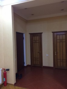 Satılır Yeni Tikili, Səbail.r, Sahil.m-18