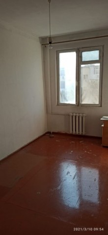 Satılır Köhnə Tikili, Binəqədi.r, 7-ci mikrorayon, Dərnəgül.m-2