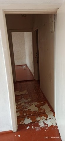 Satılır Köhnə Tikili, Binəqədi.r, 7-ci mikrorayon, Dərnəgül.m-7
