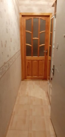 Satılır Köhnə Tikili, Binəqədi.r, 7-ci mikrorayon, Azadlıq.m-7