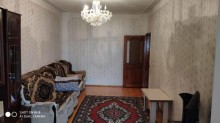 Satılır Köhnə Tikili, Binəqədi.r, 7-ci mikrorayon, Azadlıq.m-9