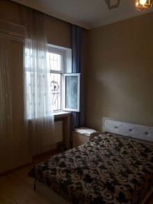 Kirayə (Aylıq) Villa, Səbail.r, Badamdar-10