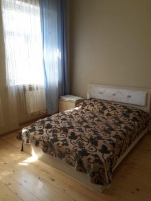 Kirayə (Aylıq) Villa, Səbail.r, Badamdar-13
