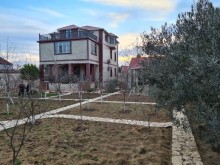 Mərdəkanda 3 mərtəbəli həyət evi, -1
