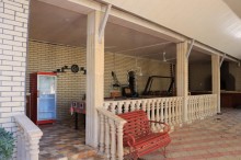 Mərdəkanda 3 mərtəbəli həyət evi, -11