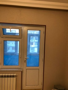 Satılır Köhnə Tikili, Nizami.r, Xalqlar Dostluğu m..m-8