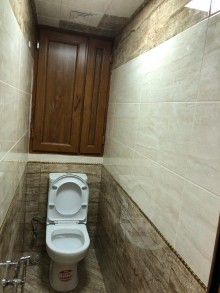 Satılır Köhnə Tikili, Nizami.r, Xalqlar Dostluğu m..m-12