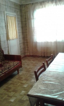 Satılır Köhnə Tikili, Xətai.r, Əhmədli, Əhmədli.m-1