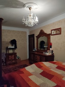 Satılır Köhnə Tikili, Xətai.r, Həzi Aslanov.m-11