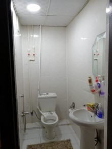 Satılır Yeni Tikili, Nizami.r, Xalqlar Dostluğu m..m-7