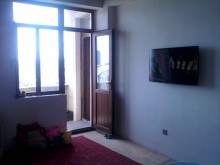 Satılır Yeni Tikili, Nəsimi.r, 28 May.m-8