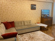 Satılır Yeni Tikili, Binəqədi.r, 8-ci mikrorayon, Azadlıq.m-3
