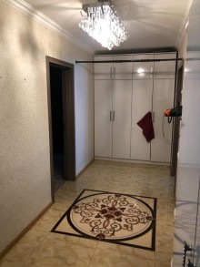 Satılır Köhnə Tikili, Nizami.r, Xalqlar Dostluğu m..m-19
