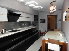 Kirayə (Aylıq) Yeni Tikili, Nəsimi.r, 28 May.m-8