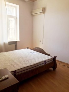 Satılır Həyət evi, Səbail.r, Badamdar, İçərişəhər.m-15