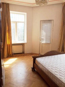 Satılır Həyət evi, Səbail.r, Badamdar, İçərişəhər.m-16