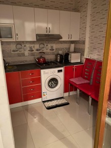 Satılır Yeni Tikili, Nərimanov.r-9