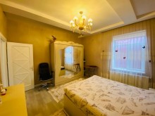qirmizi fasadli villa, -8